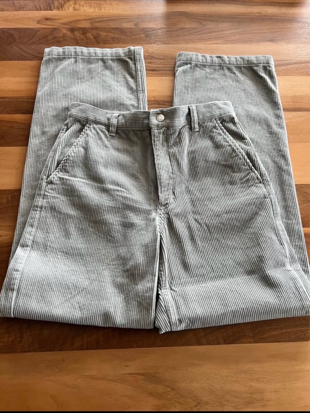 Aritzia TNA Corduroy Pants in Light Gray